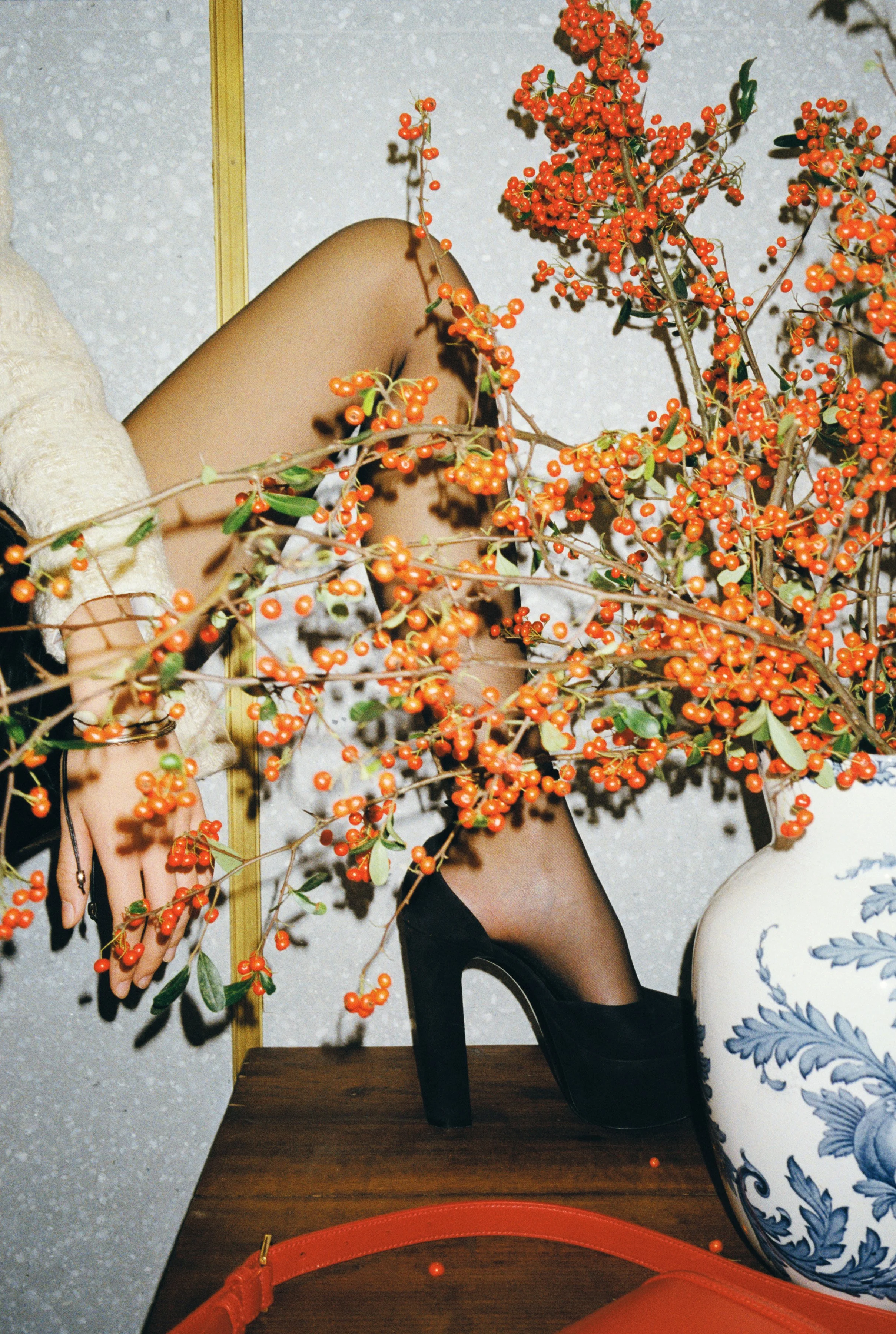 サイン入り‼️ 絶版‼️ Lin Zhipeng Saint Laurent SL RIVE DROITE X LIN ZHIPENG (AKA NO.223) —